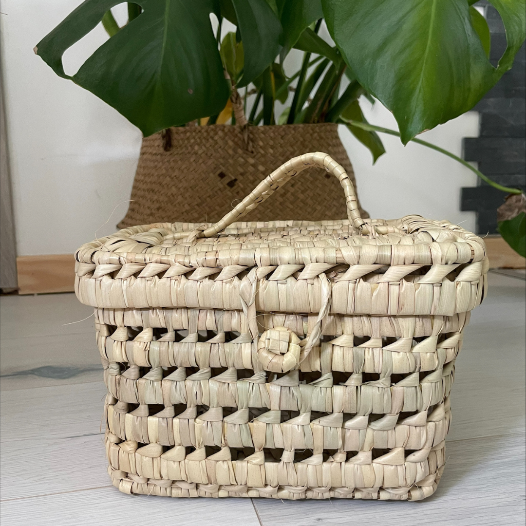 Malle 20 cm en feuilles de palmier tressées