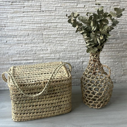 Malle 35 cm en feuilles de palmier tressées