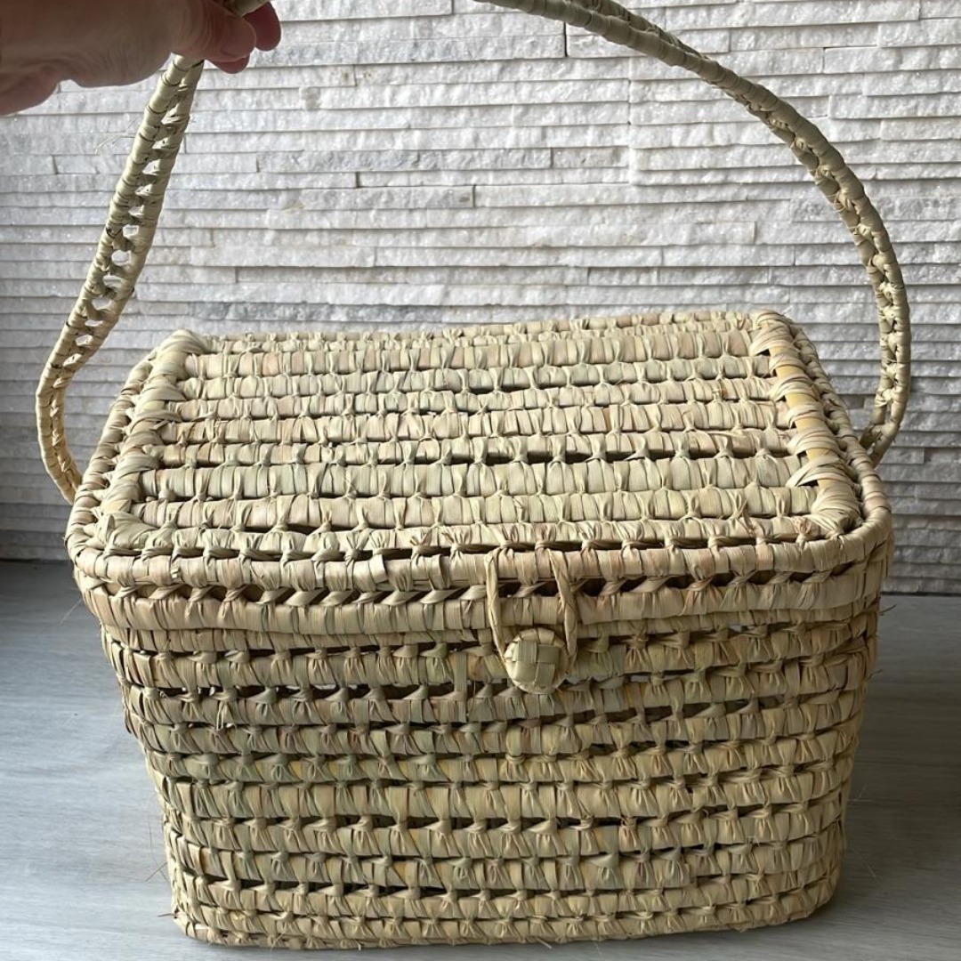 Malle 35 cm en feuilles de palmier avec anse