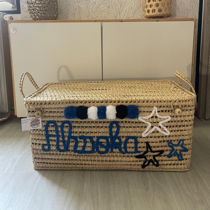 Malle 80 cm personnalisée Alaska avec étoiles et pompons