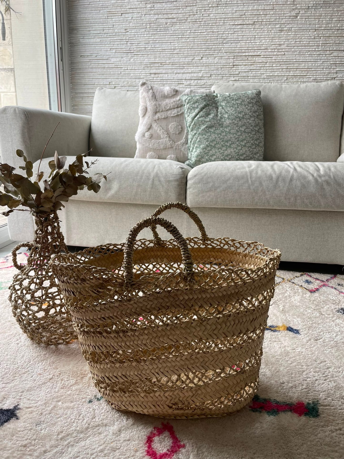 Panier dentelle en feuilles de palmier tressé à la main