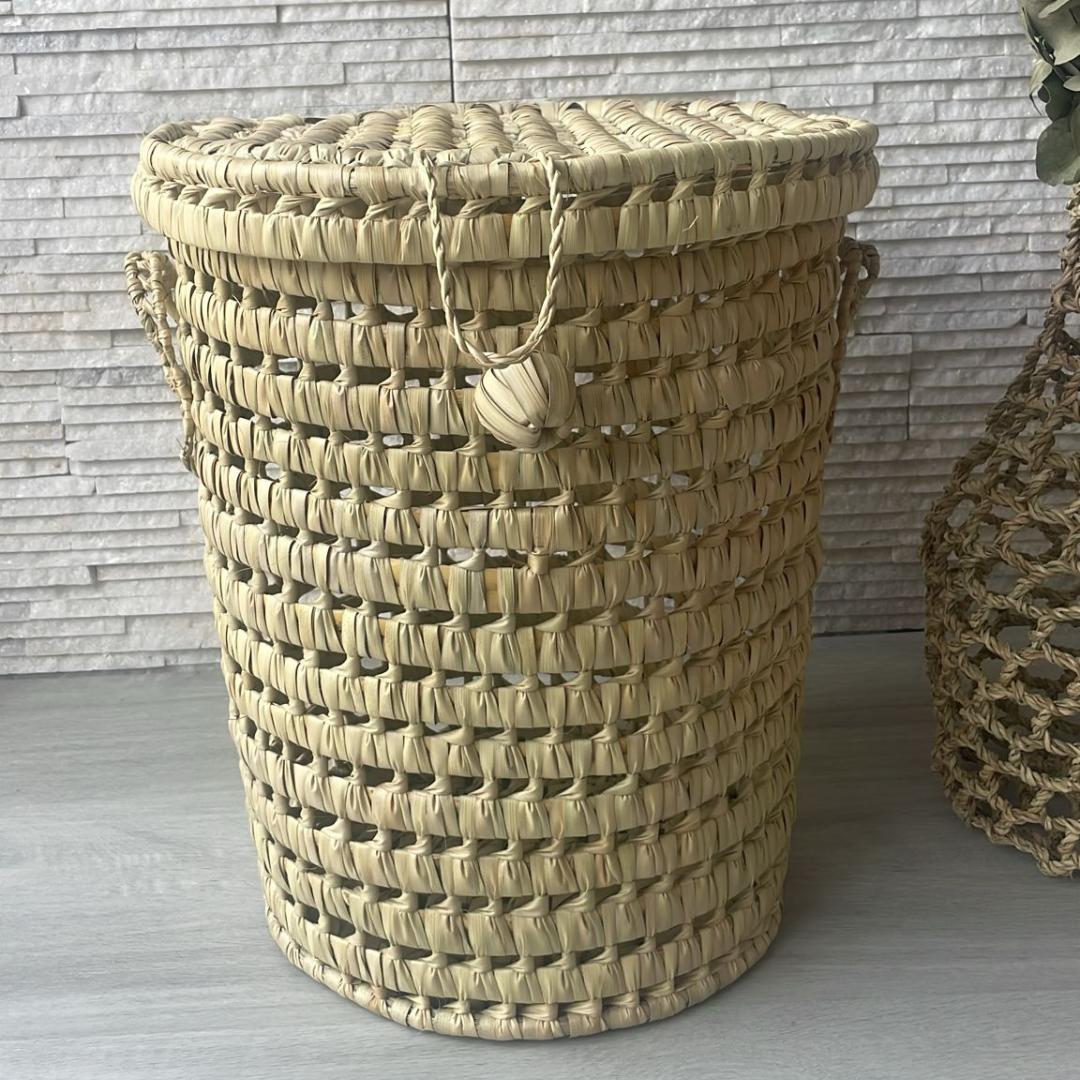Petite malle ronde en palmier naturel
