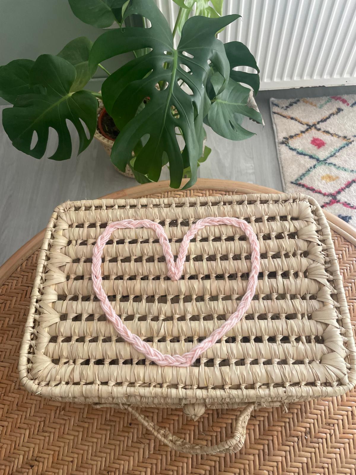 Valisette personnalisée avec un cœur rose